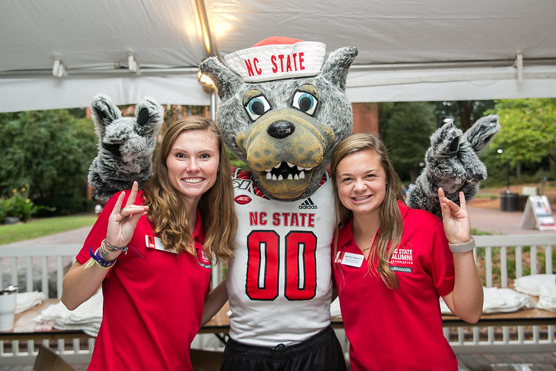 Cyclopen Arbitrage Huiswerk maken Student Ambassador Program | NC State Alumni Association